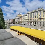 Sarajevo City Center Apartment