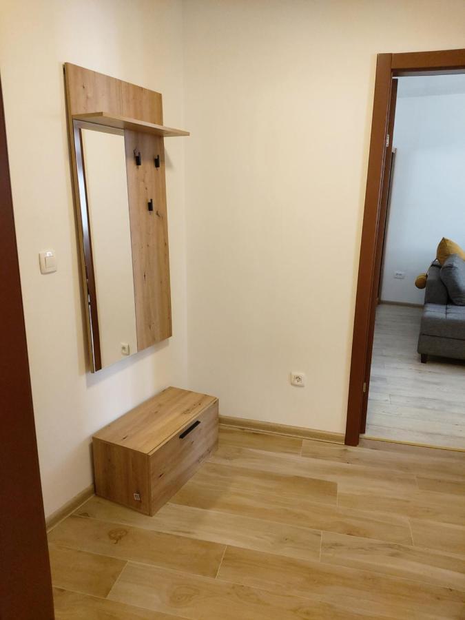 Apartment Center *